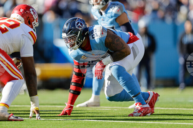 Titans Simmons Football