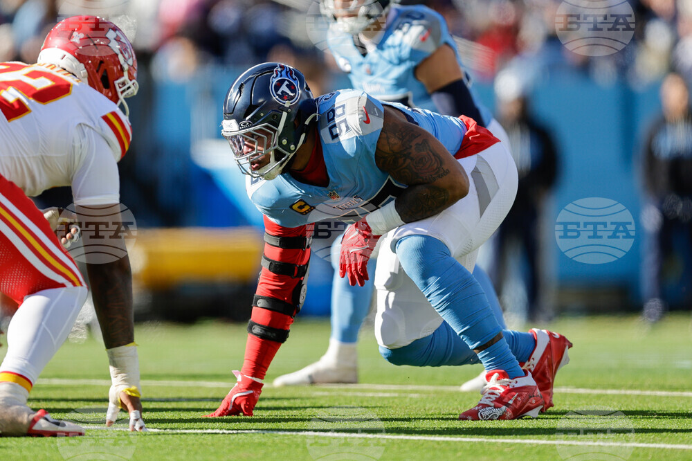 Titans Simmons Football