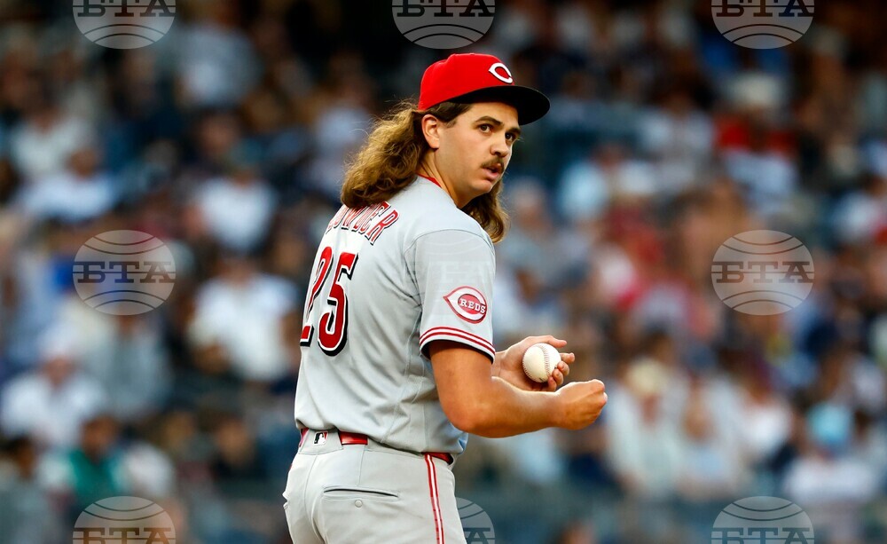 Reds Yankees Baseball