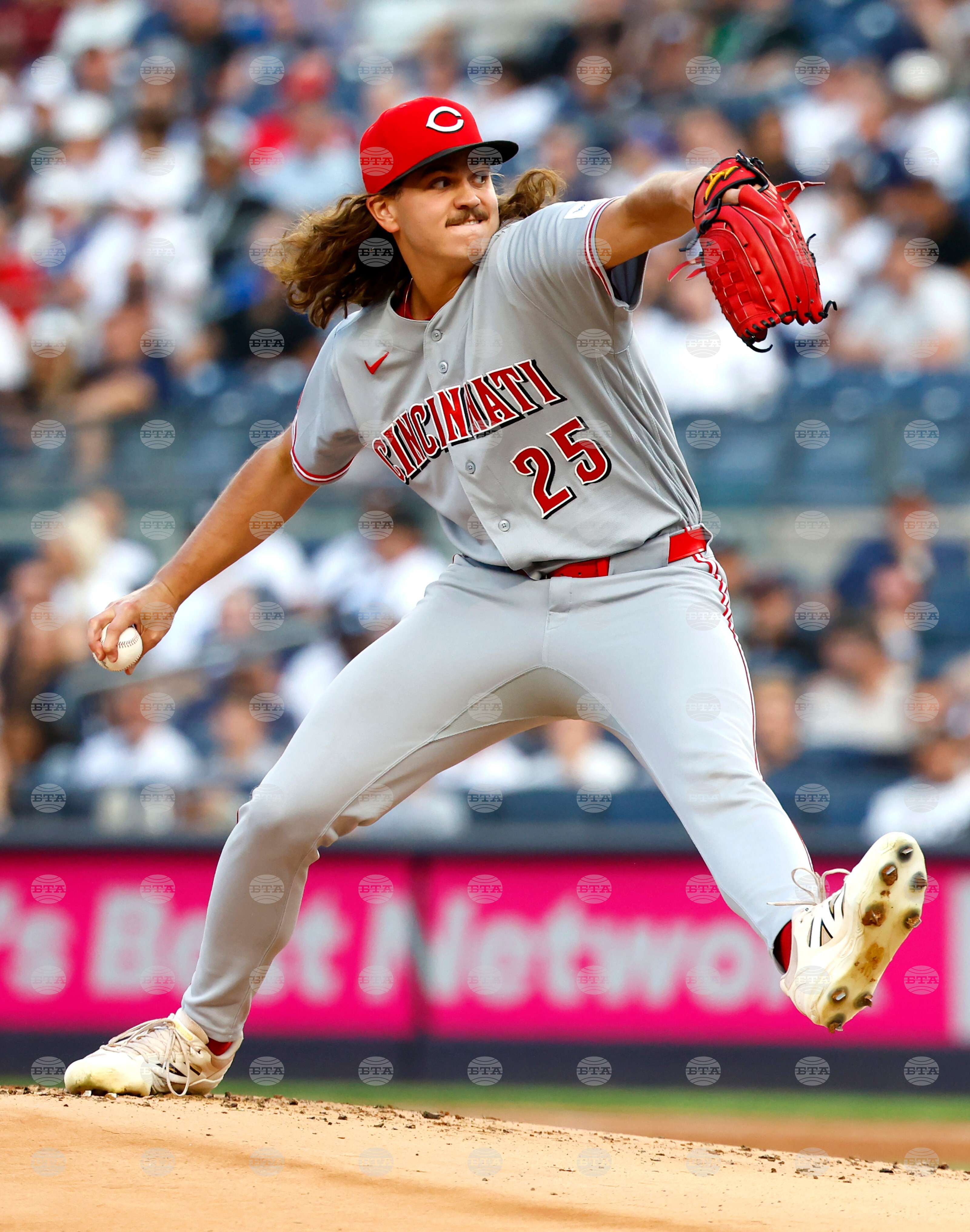 Reds Yankees Baseball