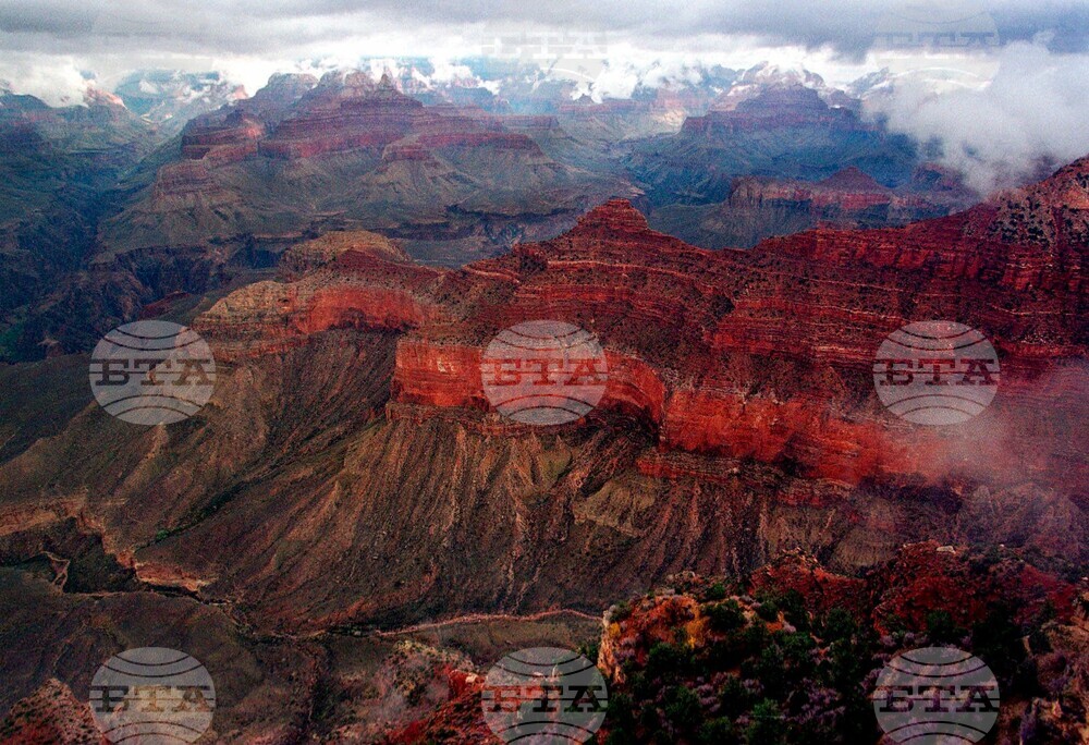 Grand Canyon-Hikers Dead