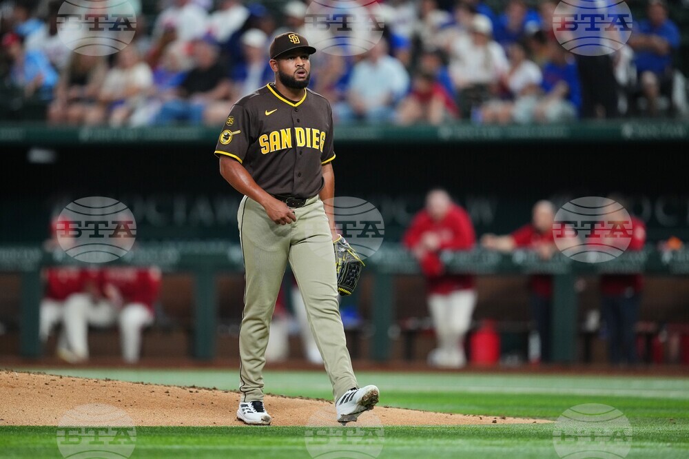 Padres Rangers Baseball