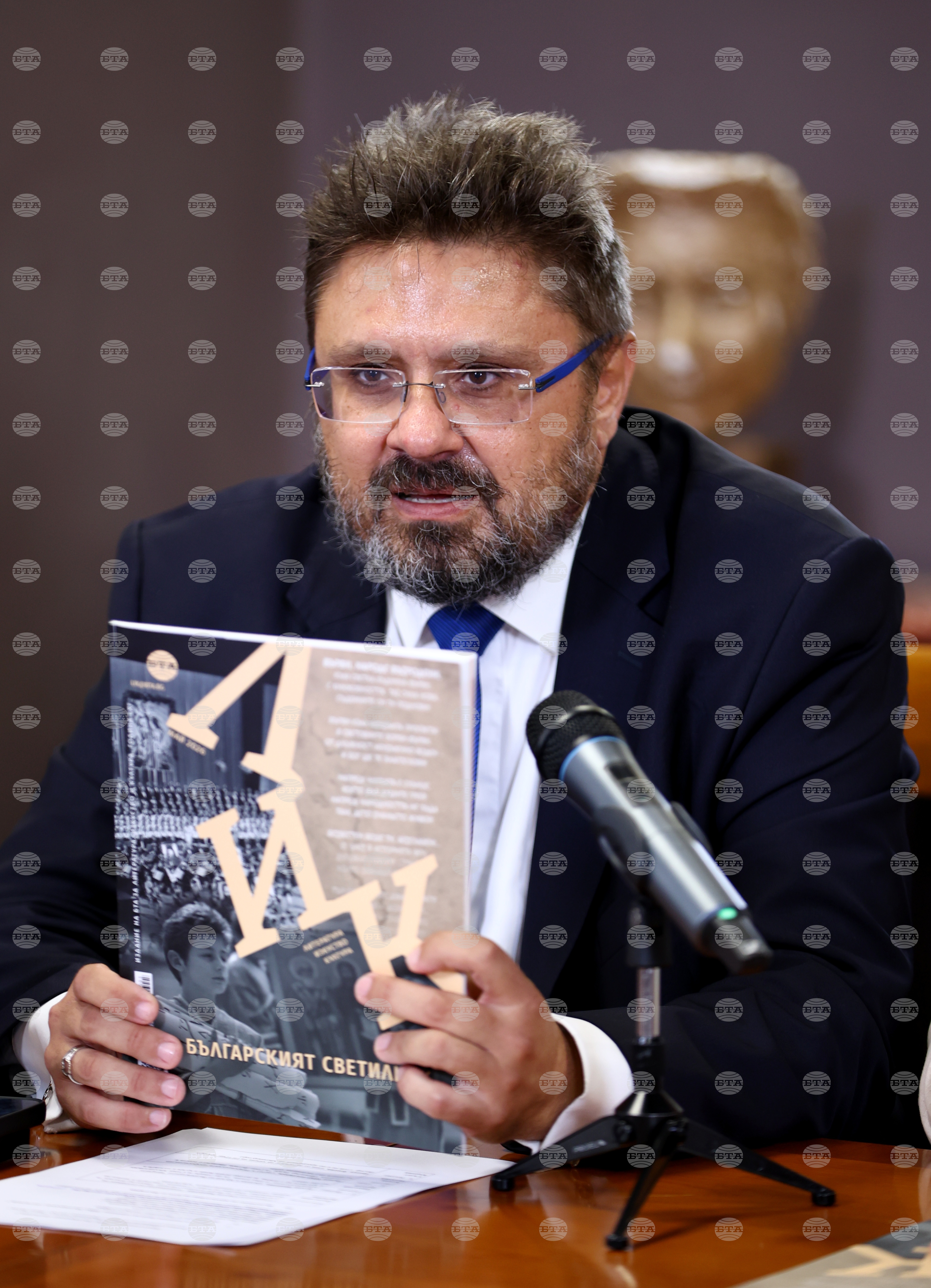 Списание ЛИК - „Българският светилник“