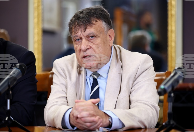 School Anthems Strengthen Identity and Connect Generations, Says Education Minister Prof. Georgi Valchev