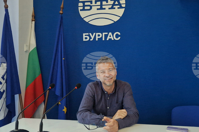 Национален пресклуб на БТА в Бургас - списание ЛИК - „Българският светилник“