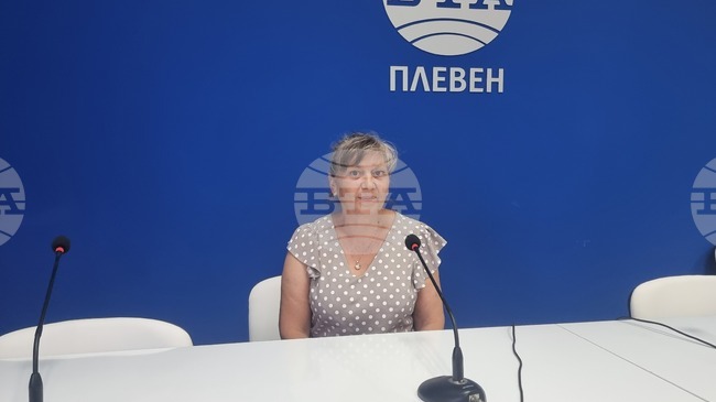 Повече от 40 години химнът на плевенското ОУ „Д-р Петър Берон“ е част от всички училищни празници и ритуали
