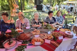 Село Крушари - Празник на гърнетата