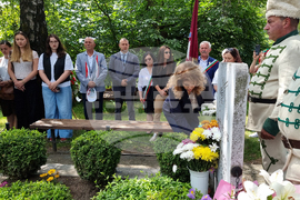Копривщица - родова среща на Каблешковия род - Илияна Йотова