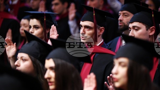 Нидерландия планира да въведе задължително заплащане на стажовете за всички студенти