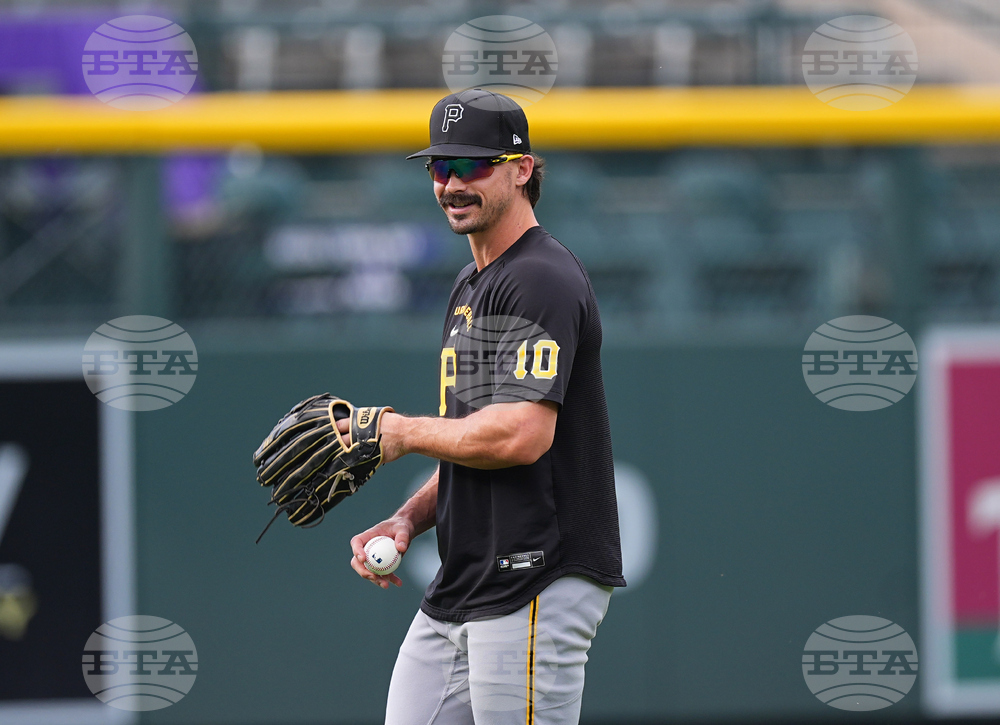 Pirates Rockies Baseball