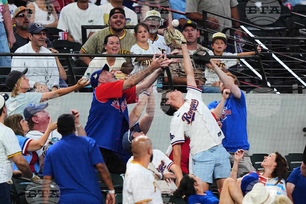 Padres Rangers Baseball