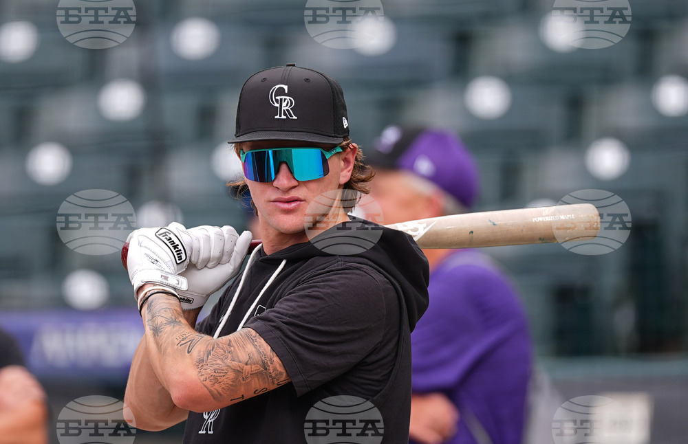 Pirates Rockies Baseball
