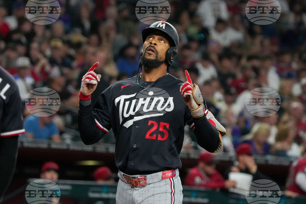 Twins Diamondbacks Baseball