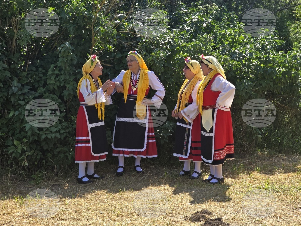 Село Красен - Еньовски фолклорен събор „Край язовир Дрян“
