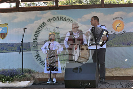 Село Красен - Еньовски фолклорен събор „Край язовир Дрян“