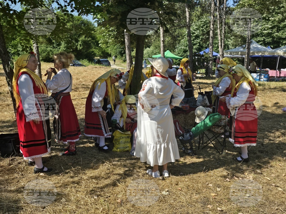 Село Красен - Еньовски фолклорен събор „Край язовир Дрян“