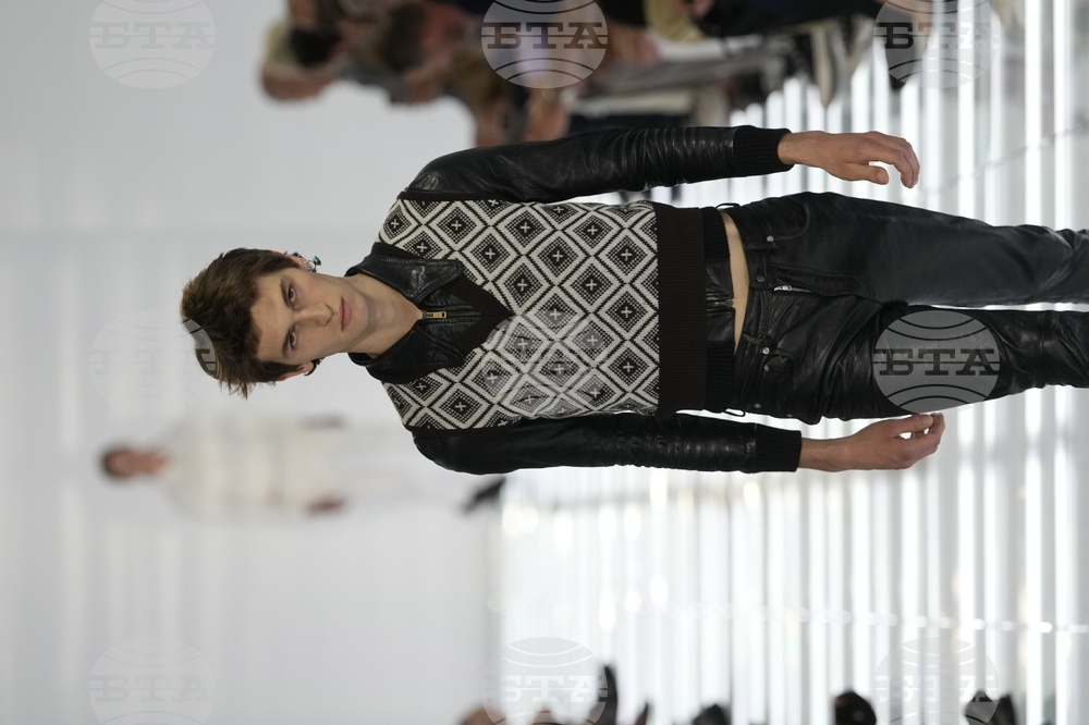 Italy Fashion Prada S/S 27