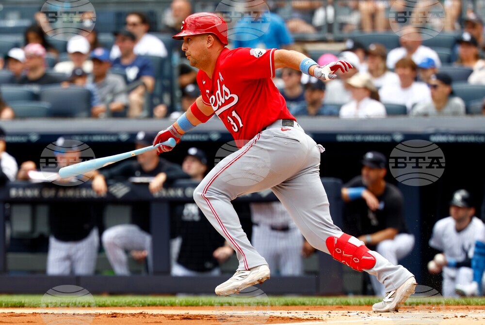Reds Yankees Baseball