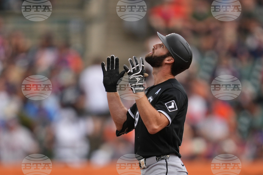 White Sox Tigers Baseball