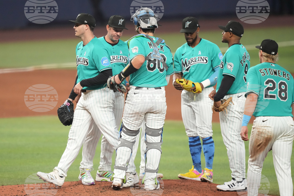 Giants Marlins Baseball