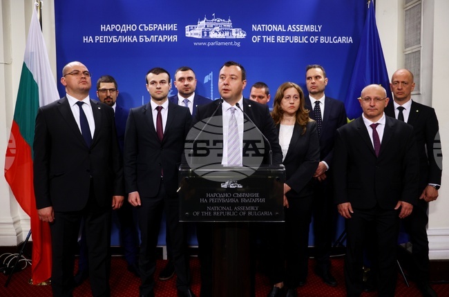 Народно събрание - ПГ „Възраждане“ - брифинг 