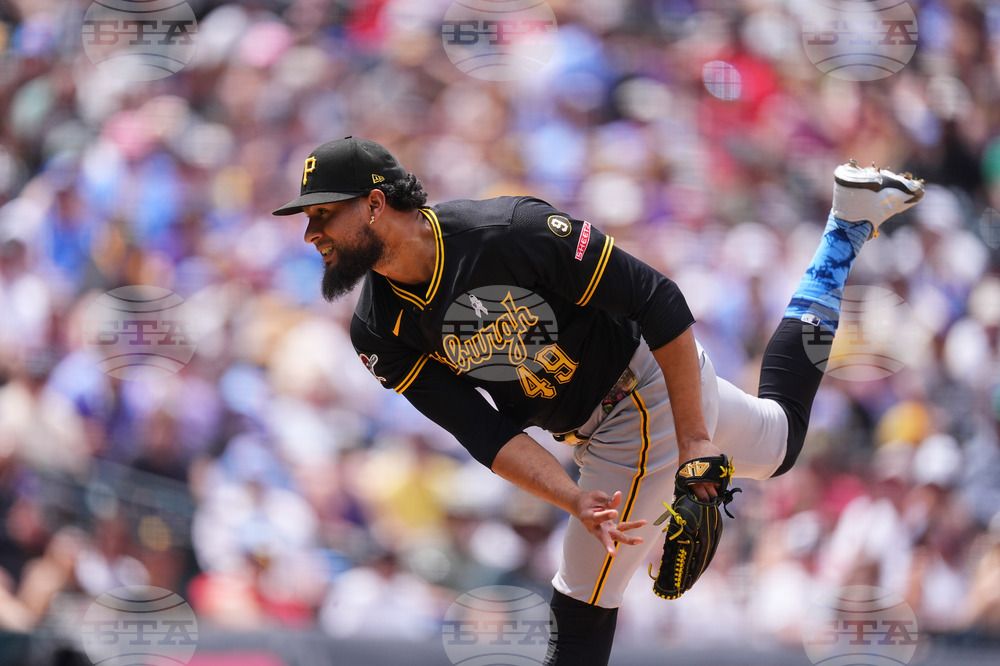 Pirates Rockies Baseball