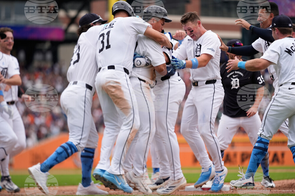 White Sox Tigers Baseball