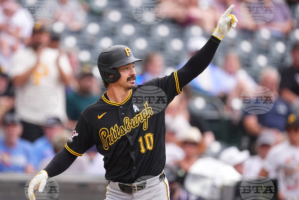 Pirates Rockies Baseball