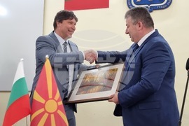 Кърджали - протокол за побратимяване - подписване