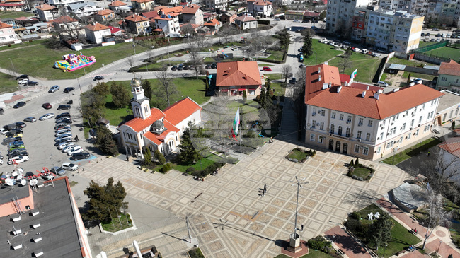 Elin Pelin to Give Families EUR 10,000 for Third, Subsequent Children