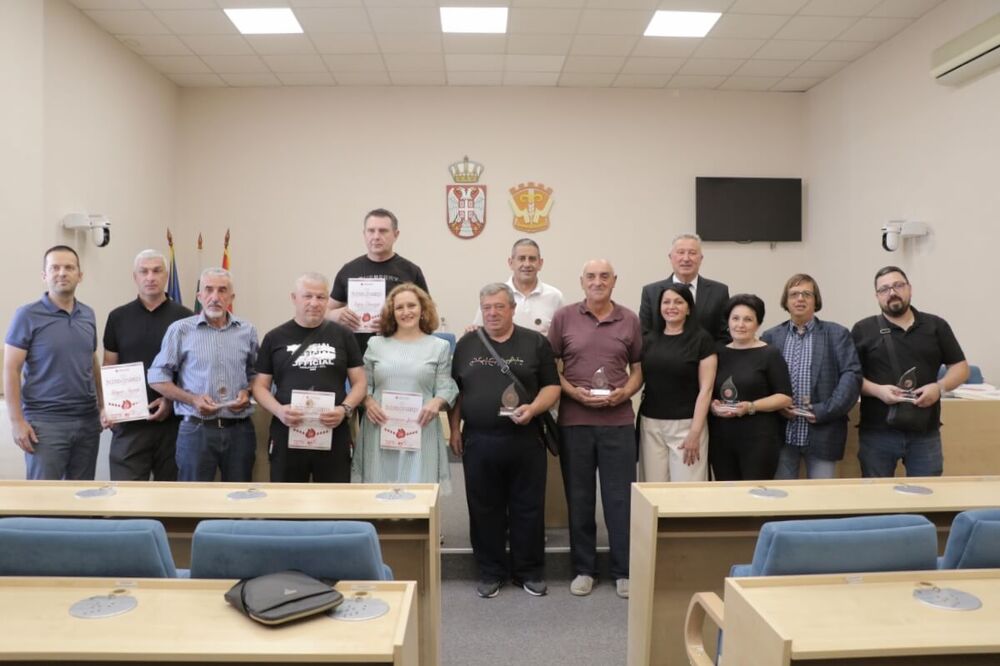 Многократните кръводарители в Цариброд получиха признания