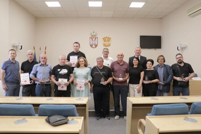 Многократните кръводарители в Цариброд получиха признания
