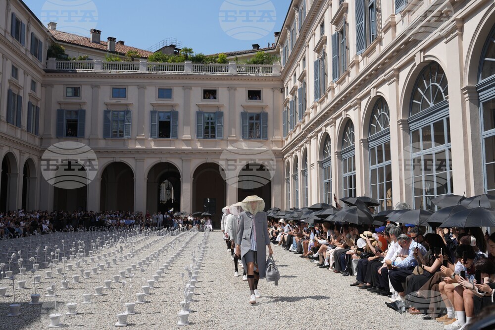 Italy Fashion Tom Browne S/S 27