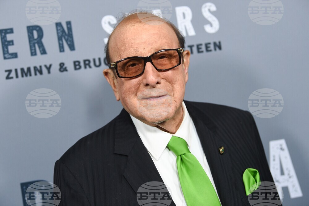 Obit - Clive Davis