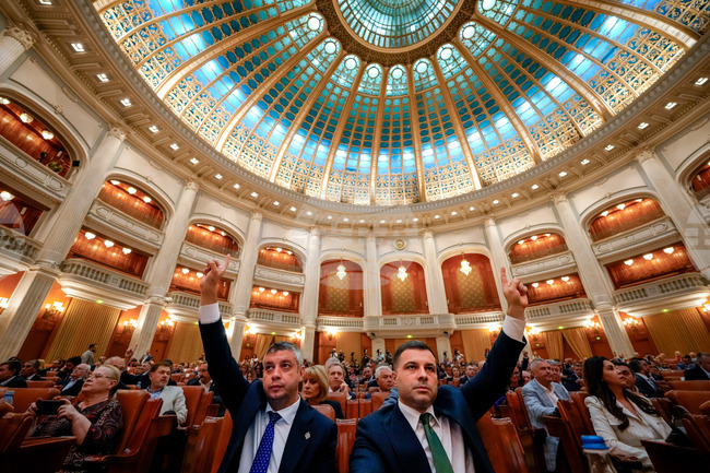 Румъния търси парламентарно мнозинство и премиер