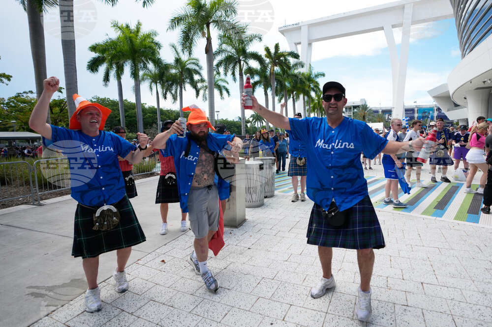 Rangers Marlins Baseball