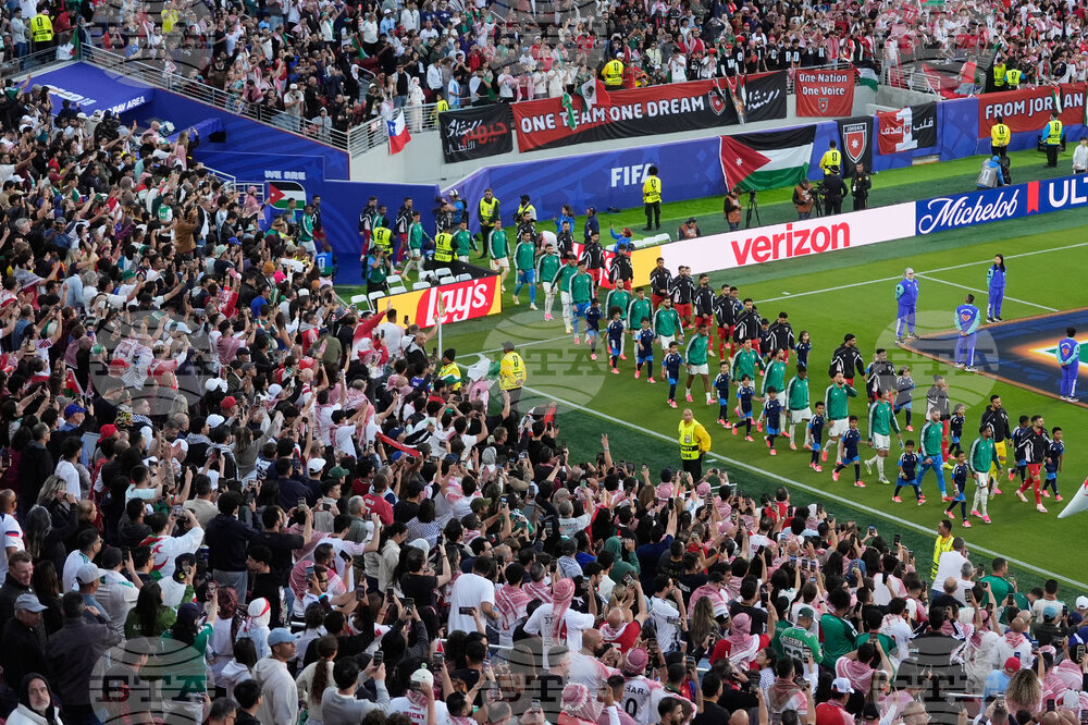 Algeria Jordan WCup Soccer