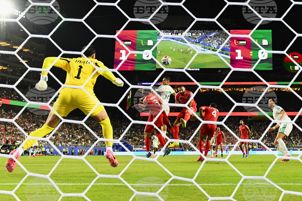 Algeria Jordan WCup Soccer