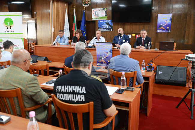 Русе - дискусия на тема „Не бъди безразличен! Включи се!“