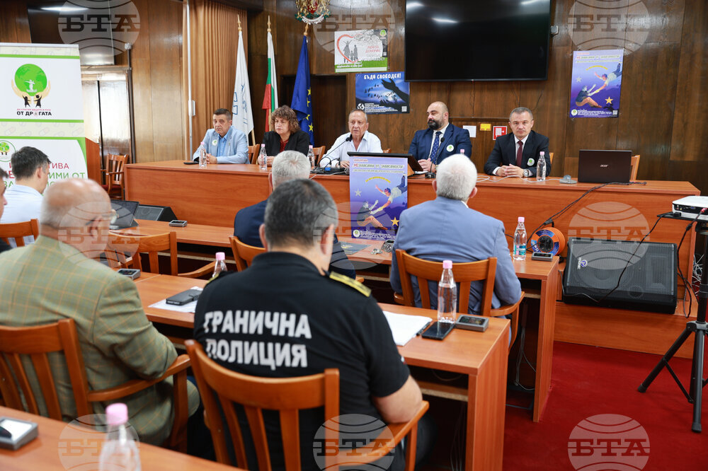 Русе - дискусия на тема „Не бъди безразличен! Включи се!“