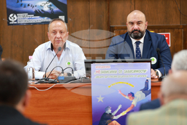 Русе - дискусия на тема „Не бъди безразличен! Включи се!“