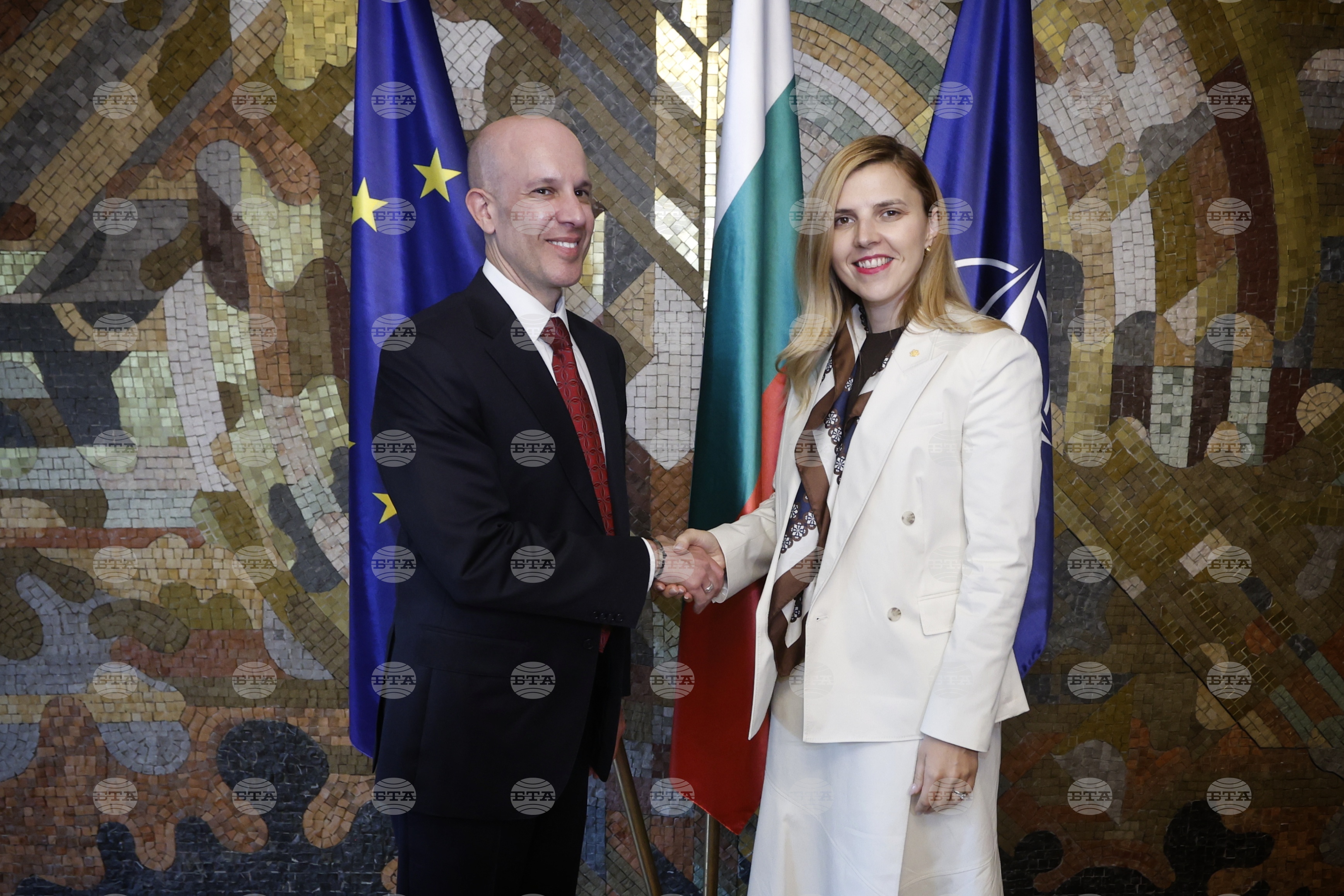 1 2026 world news from bulgaria balgarianovinite. Com foreign minister velislava petrova met on tuesday at the foreign ministry with a high-level... Foreign minister discusses final steps for bulgaria's inclusion in us visa waiver program 2026 българия новините balgarianovinite. Com 2026-06-23 08:02:38 foreign minister discusses final steps for bulgaria's inclusion in us visa waiver program 2026 investigative journalism and investigative reporting news agency burgas bulgaria