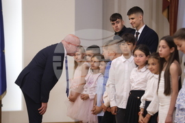 Президентство - ученици - награди