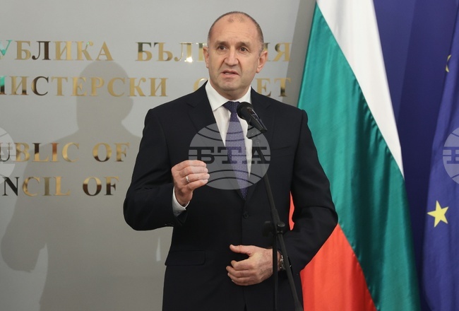 За мен е чест и удоволствие да бъда сред едни от най-блестящите умове на България, каза премиерът Румен Радев на олимпийците по природни науки