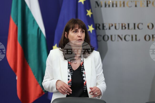 Social Old-age Pension Increases to BGN 183.81 as of July 1, Labour Minister Efremova Says