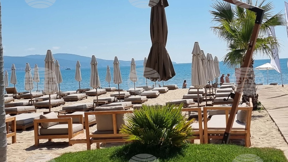Sunny Beach-South Earns Blue Flag for 19th Time