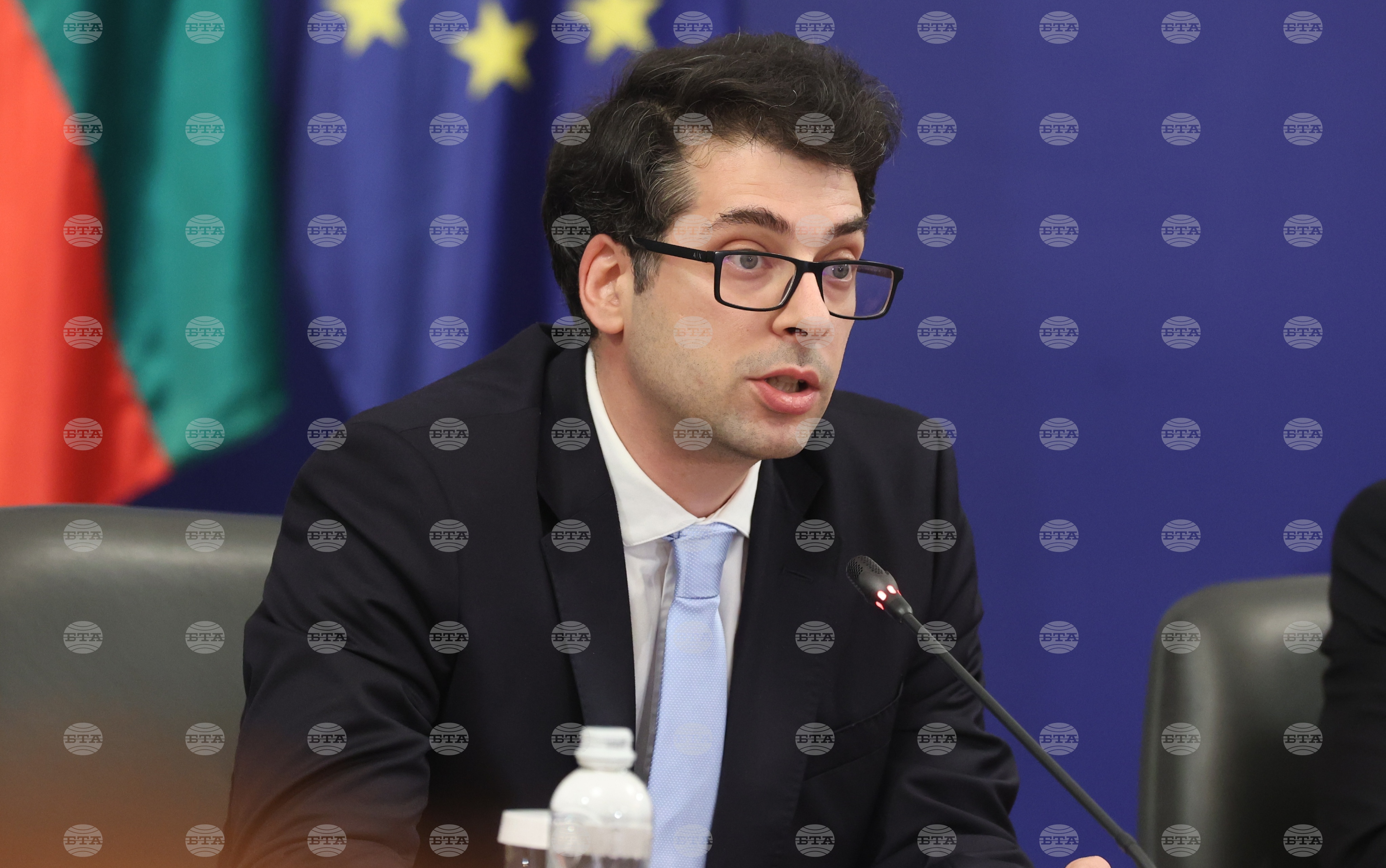 Economy 1000033376 2026 world news from bulgaria balgarianovinite. Com deputy prime minister atanas pekanov said the philosophy of the budget for 2026 is clear - it... Deputy pm pekanov: budget philosophy is full transparency, it reflects inherited situation 2026 българия новините balgarianovinite. Com 2026-07-26 11:30:22 economy deputy pm pekanov: budget philosophy is full transparency, it reflects inherited situation 2026 investigative journalism and investigative reporting news agency burgas bulgaria