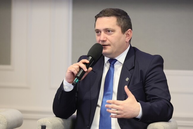 Аджерпрес: Румъния може да се превърне в пример за цифровизация в Европа, заяви официален представител