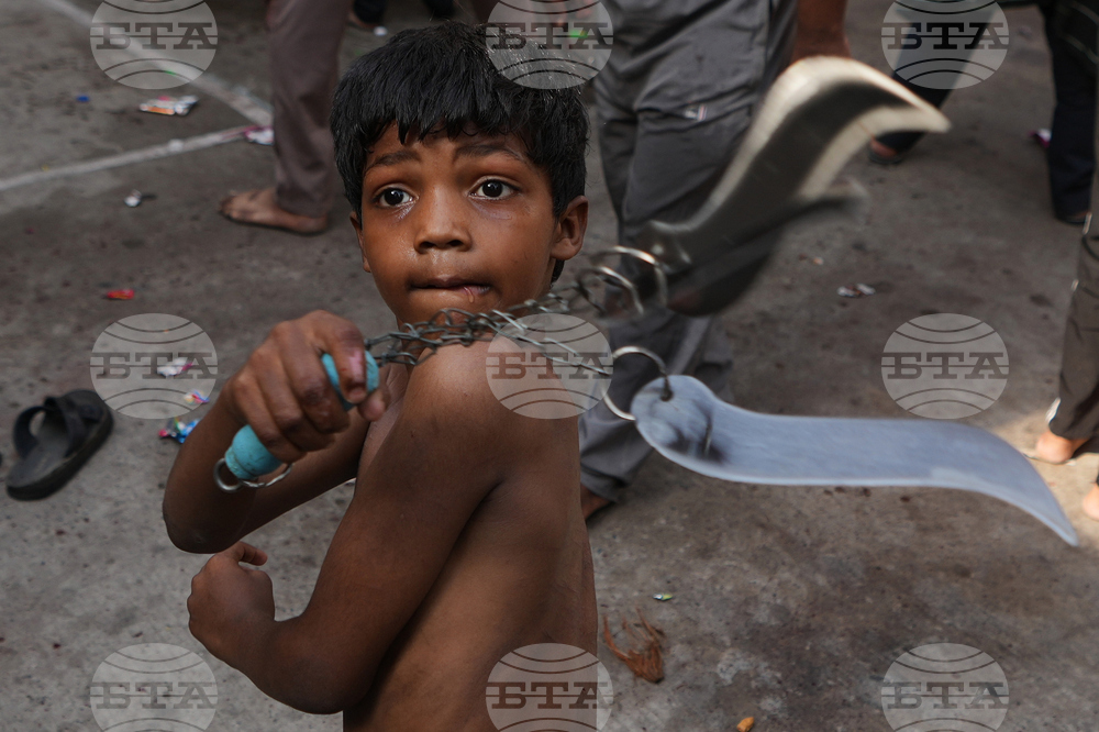 APTOPIX India Muharram