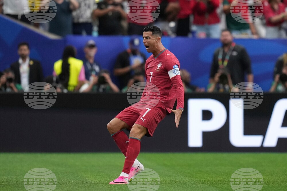 Uzbekistan Portugal WCup Soccer